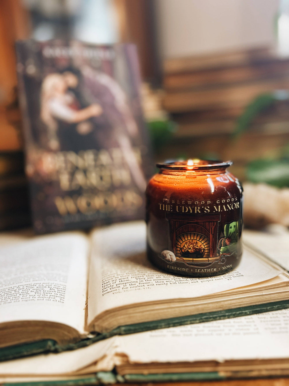 The Udyr's Manor | 8oz Apothecary Soy Candle