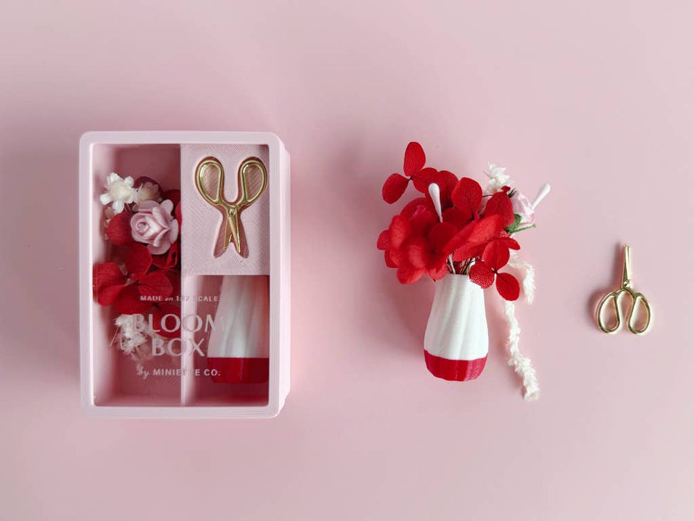 Bloom Box – Blush Floral Miniature Gift Set