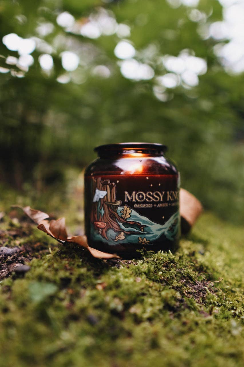 Mossy Knoll | 8oz Apothecary Organic Soy | Wood Wick Candle