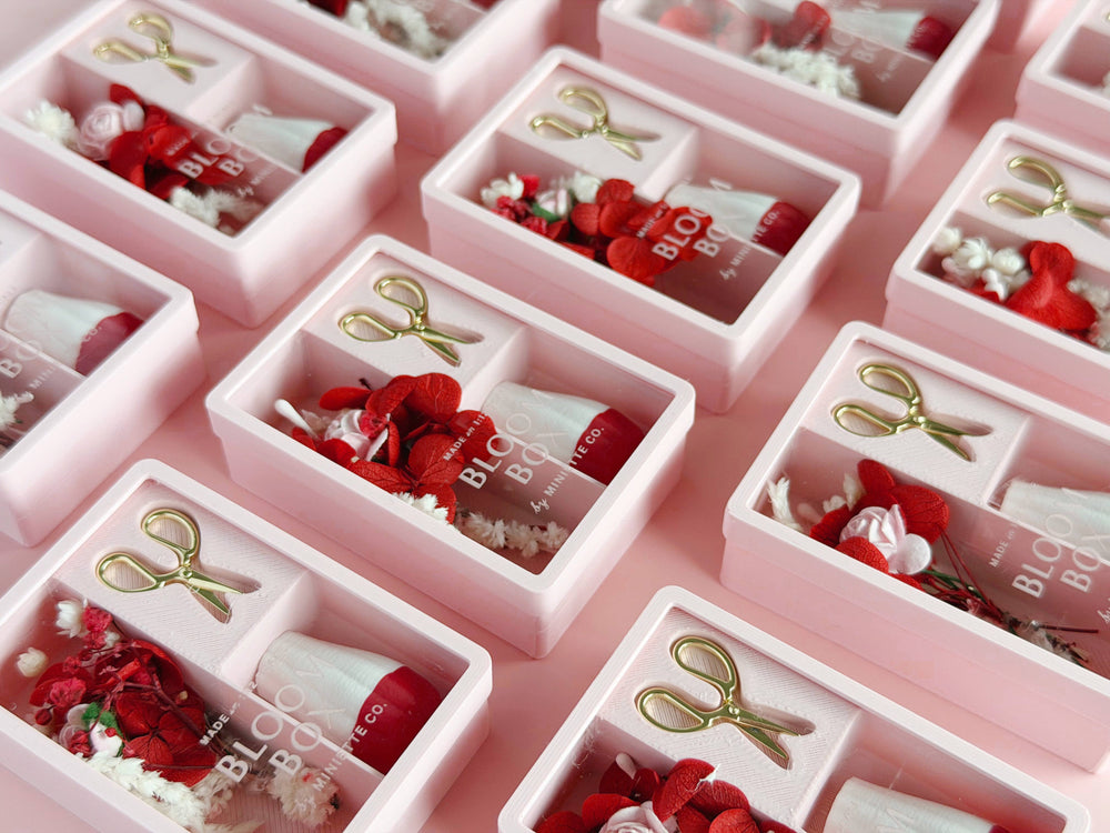Bloom Box – Blush Floral Miniature Gift Set